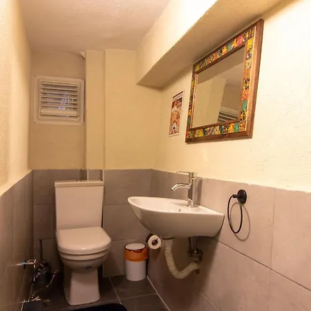 公寓 Calm & Charming 1br With Shared Lush Garden Access
